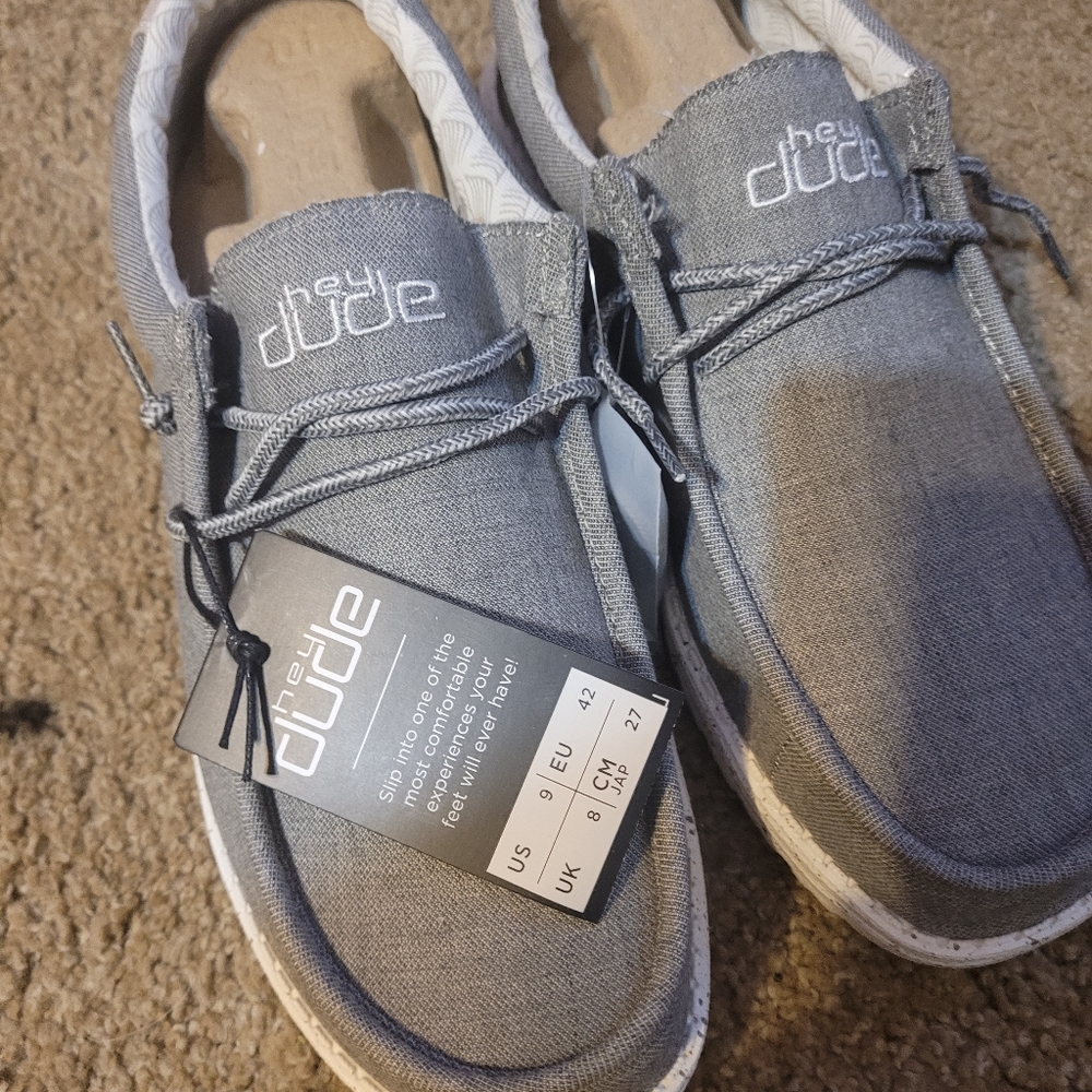 MENS HEYDUDES SHOES